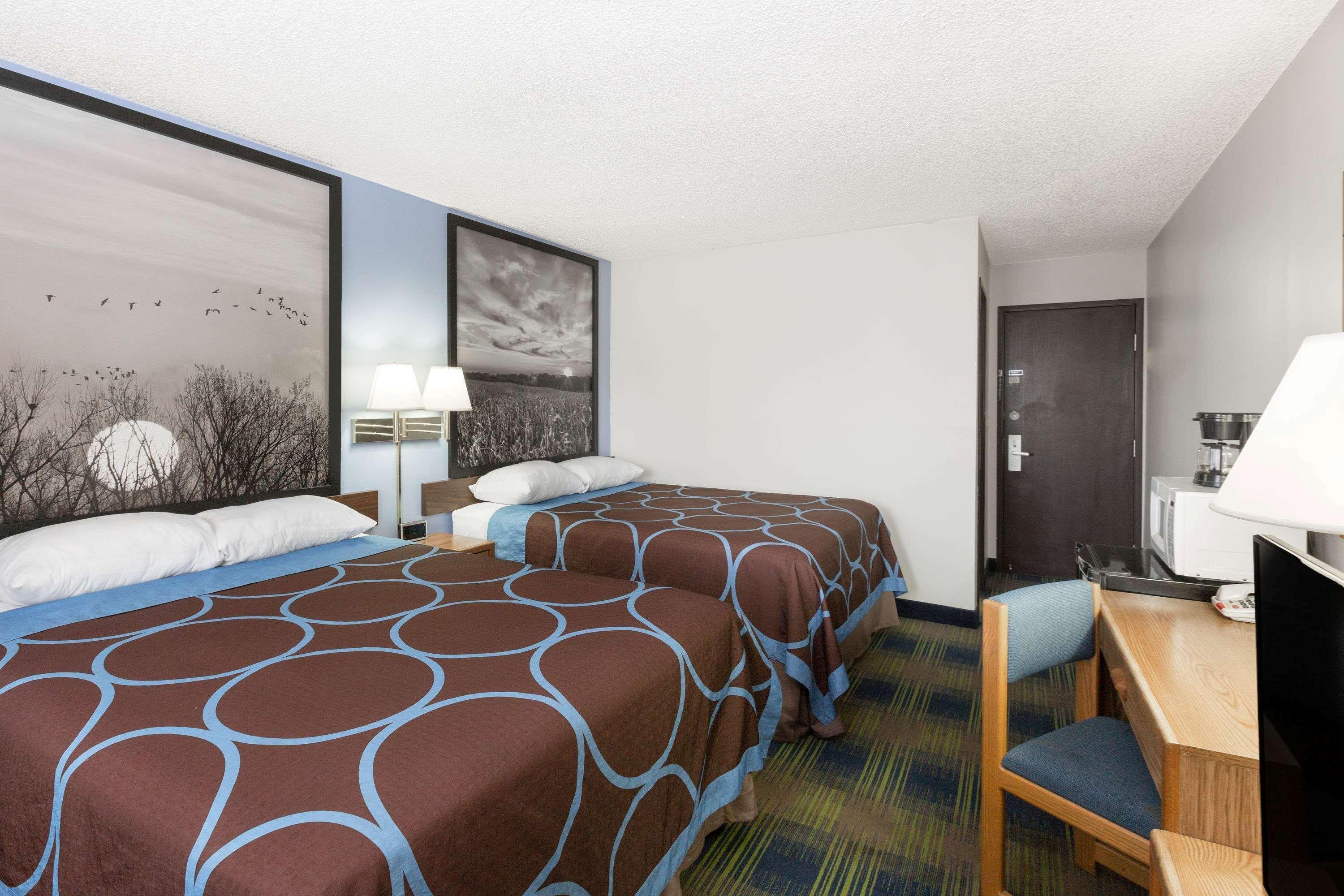 Motel Super 8 By Wyndham Columbus Exterior foto